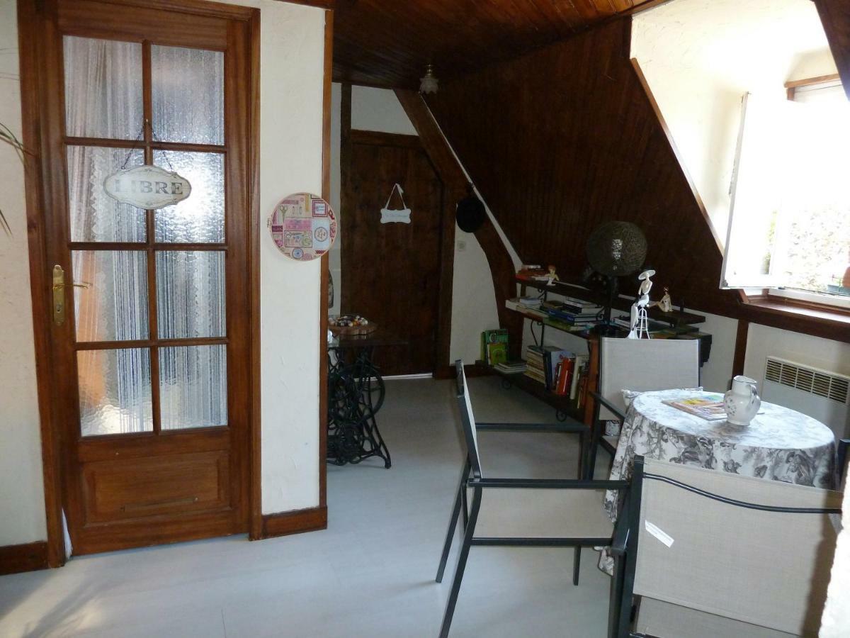 Les Alicourts Annebault Exterior foto