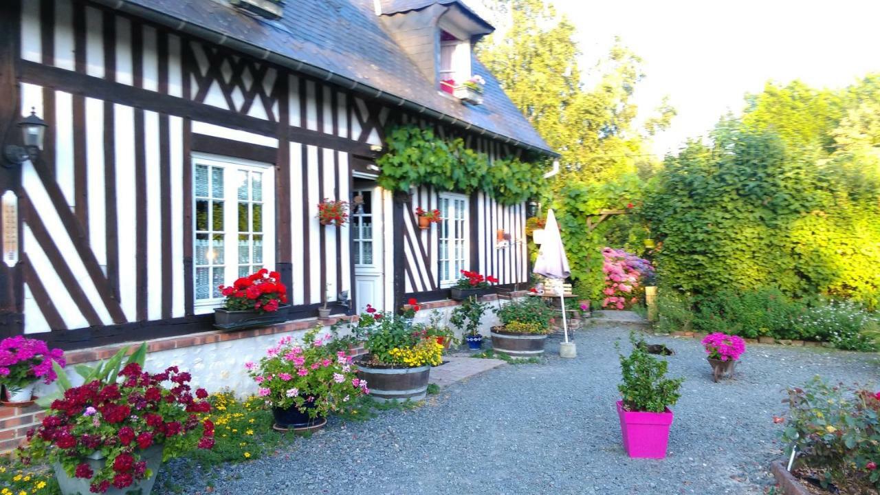 Les Alicourts Annebault Exterior foto